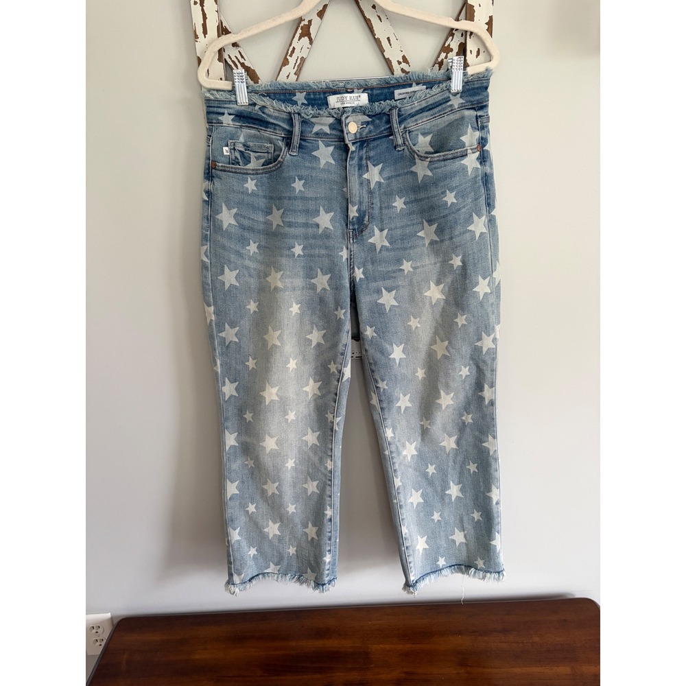 Judy Blue High Waist Star Print Cropped Straight Jeans Size 13/31